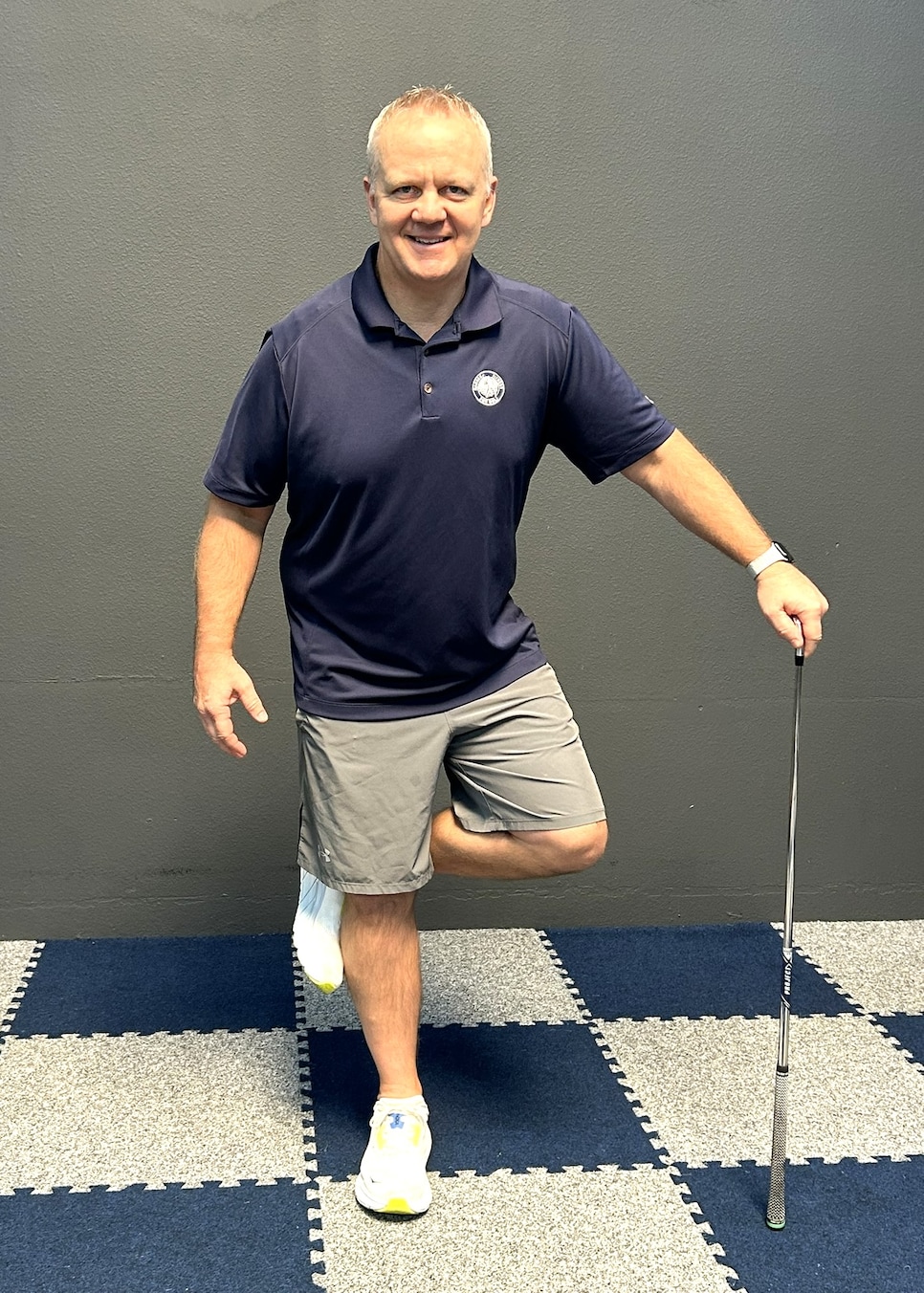 /content/dam/images/golfdigest/fullset/fitness-2024/Hansen Stork Turn 1.JPEG